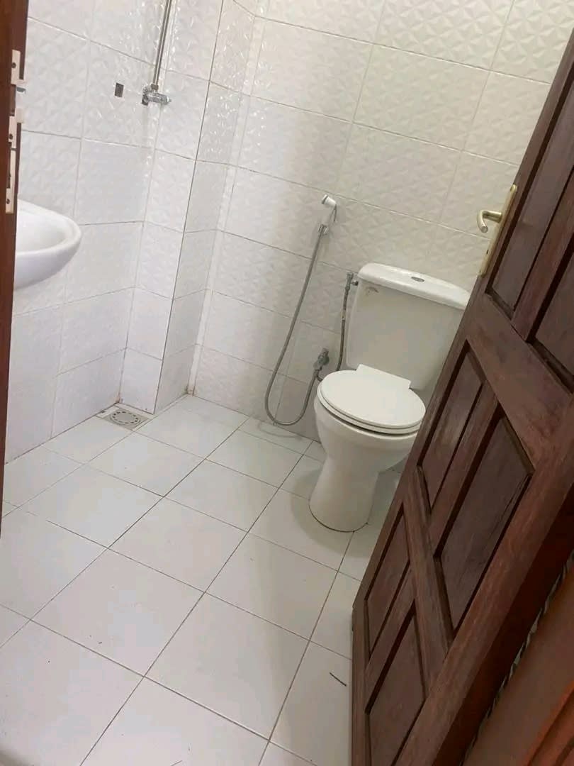 Appartement F3 à Louer Keur Massar Unité 10 MTOA - 2 Chambres + Salon | 150 000 FCFA/mois — photo 3