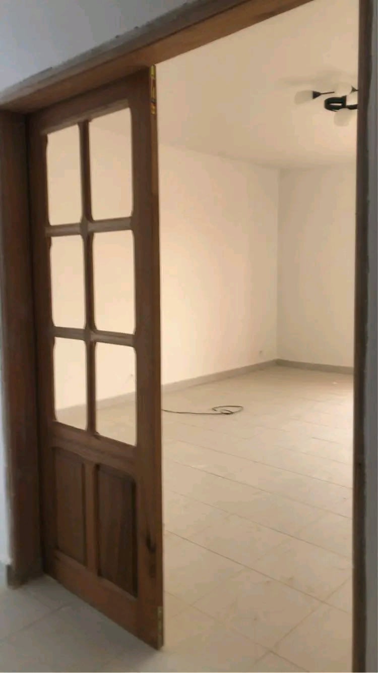 Appartement F3 Neuf à Louer Grand Yoff - Arrêt BRT Pont Sénégal 92 | 2 Chambres | 260 000 FCFA/mois — photo 3