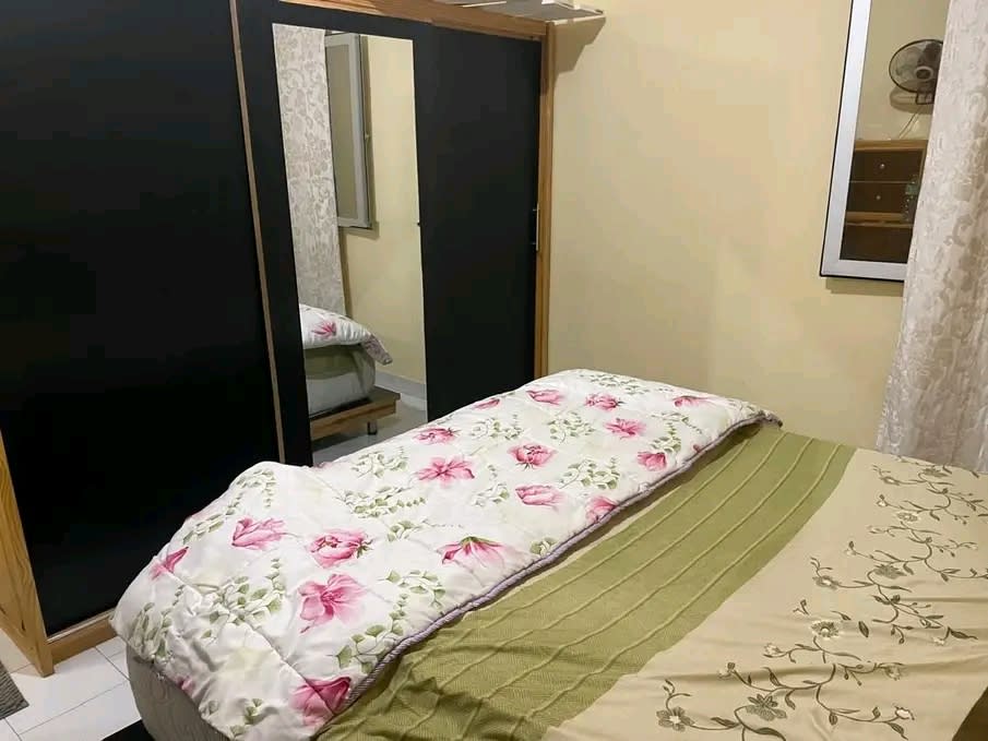 Chambre Indépendante à Louer Rond-Point SCAT Urbam - SDB et Cuisine Personnelles | 90 000 FCFA/mois