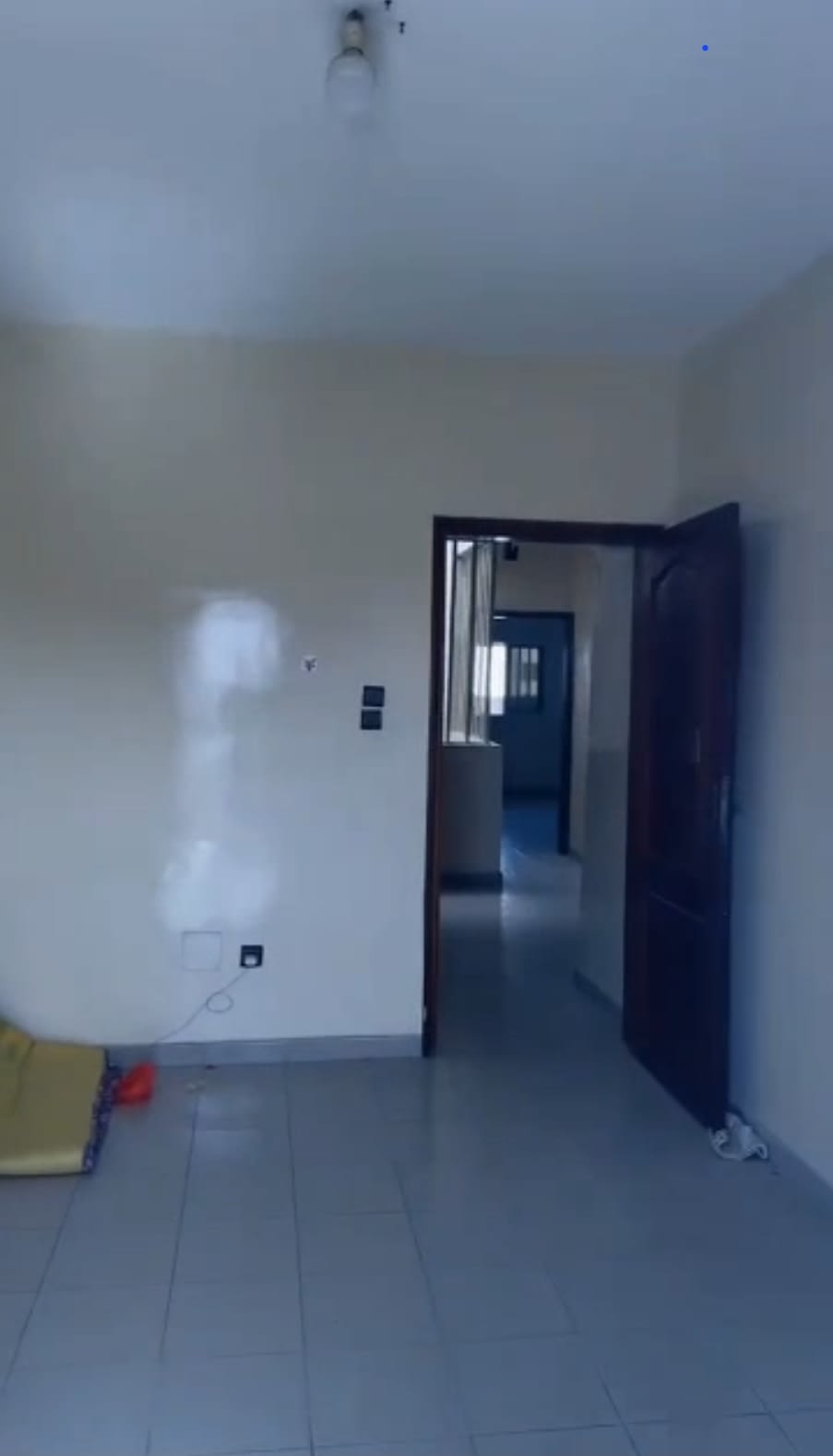 Appartement F3 à Louer Liberté 6 Extension - 2 Chambres + Salon | 3ème Étage | 250 000 FCFA/mois