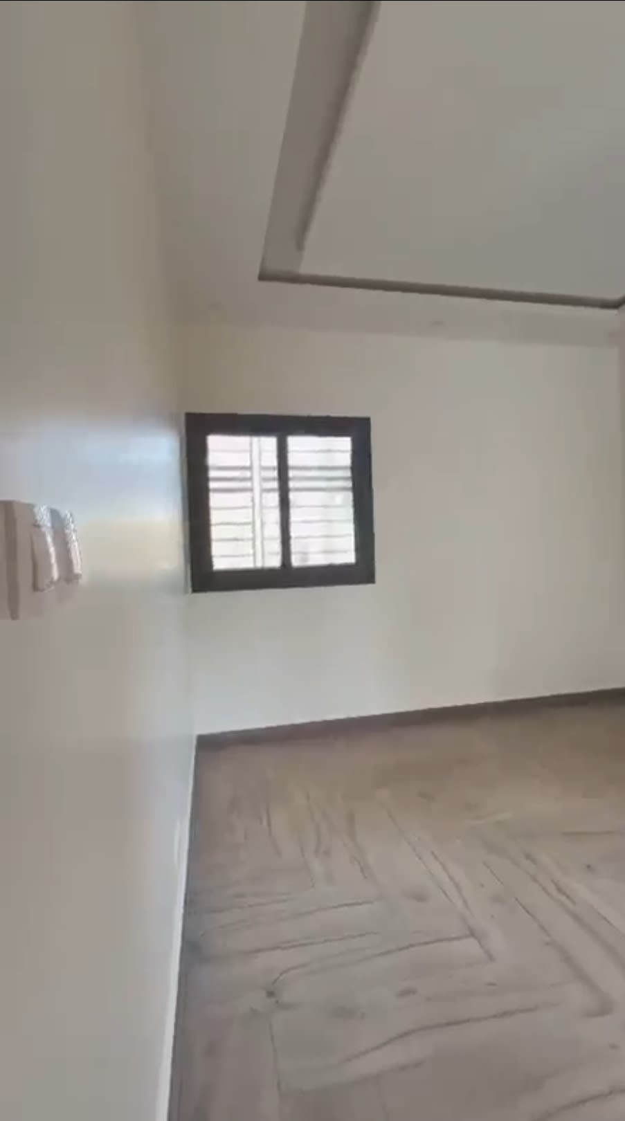 Appartement F4 à Louer Cité Battrain - 3 Chambres | 2 Suites SDB + Toilette Visiteur | 2ème Étage | 500 000 FCFA/mois — photo 3