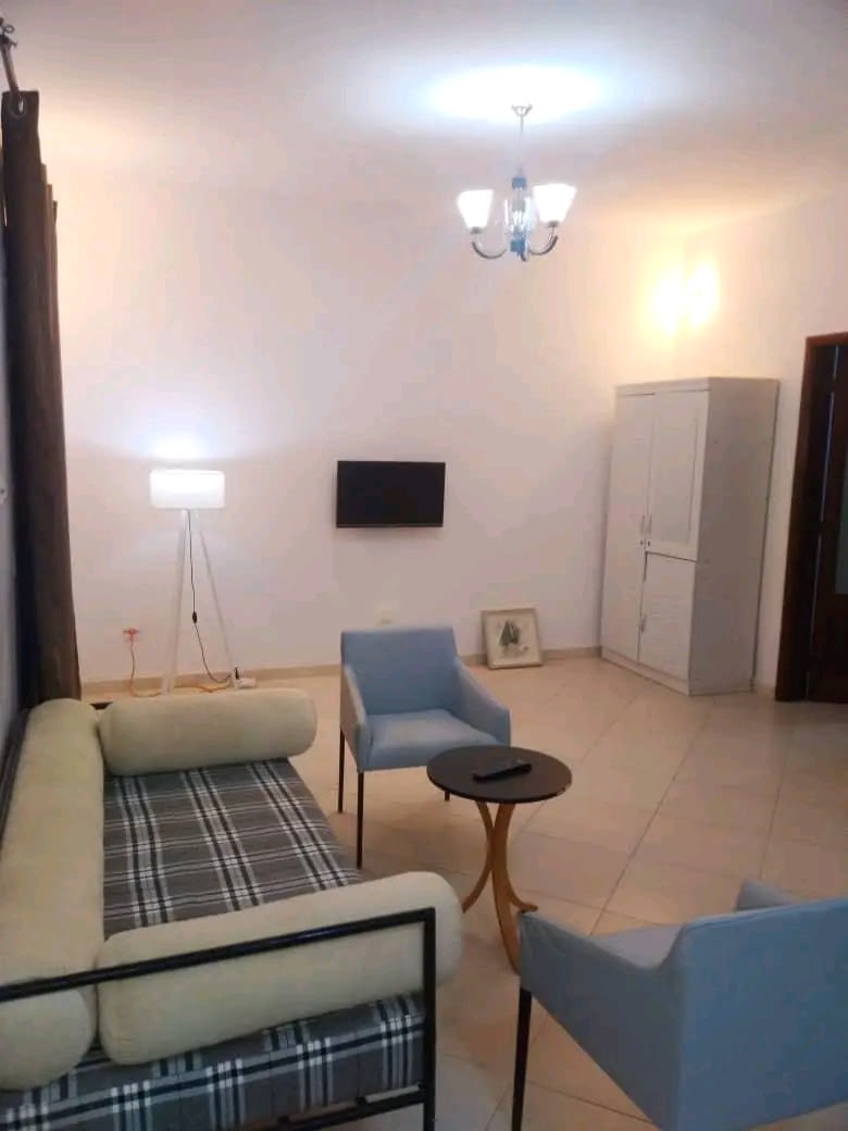 Chambre Meublée à Louer Dakar - Ouakam et Mamelles | WiFi + TV Smart + Cuisine | 15 000 FCFA/Nuitée — photo 3