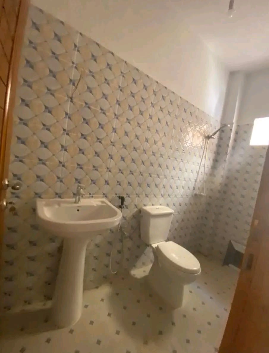 Appartement F3 à Louer ZAC Mbao - 2ème Position Après Brioche Dorée | Balcon + Cuisine Équipée | 160 000 FCFA/mois — photo 4
