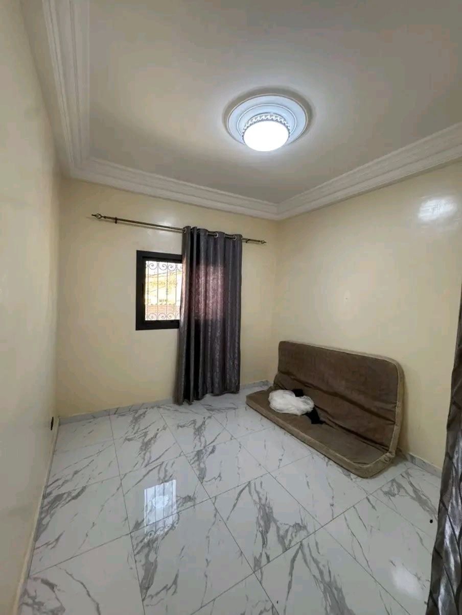 Appartement Moderne F3 à Louer ZAC Mbao - Rond-Point Sipres | Faux Plafond + Patio + Buanderie | 175 000 FCFA/mois