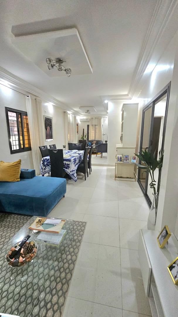 Villa Familiale R+2 à Vendre aux Mamelles Touba Renaissance – 150m² Angle | 200 Millions FCFA GB