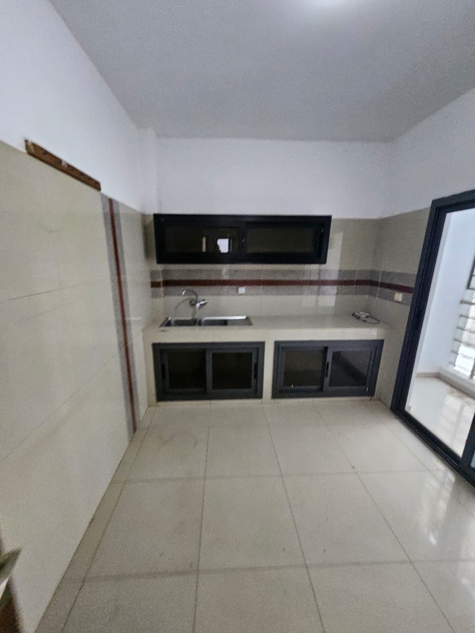 APPARTEMENT A LOUER OUAKAM CORNICHE — photo 5