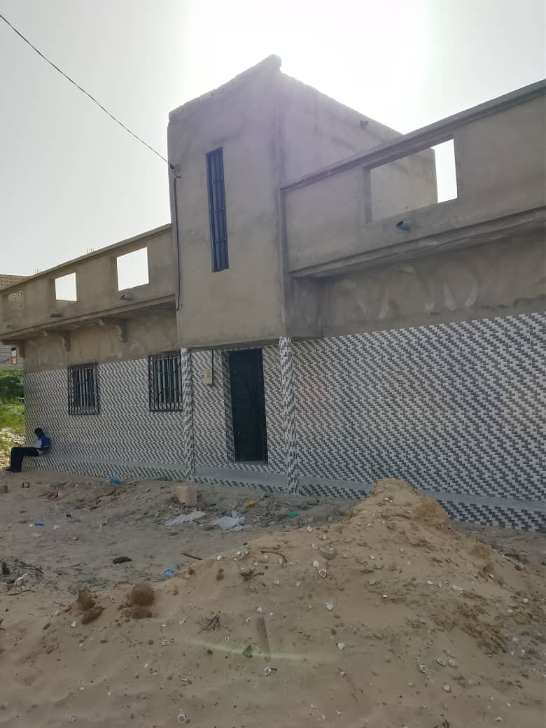 Une villa de 3 chambres salon à louer