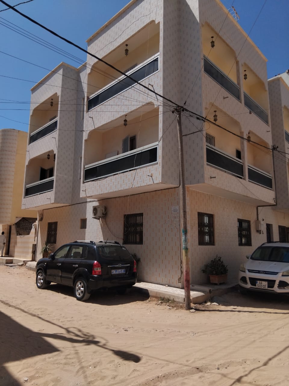 Villa Angle 175m² à Vendre Nord Foire - 4 Appartements | Apport Locatif 1M/mois | TF | 175M FCFA VMT