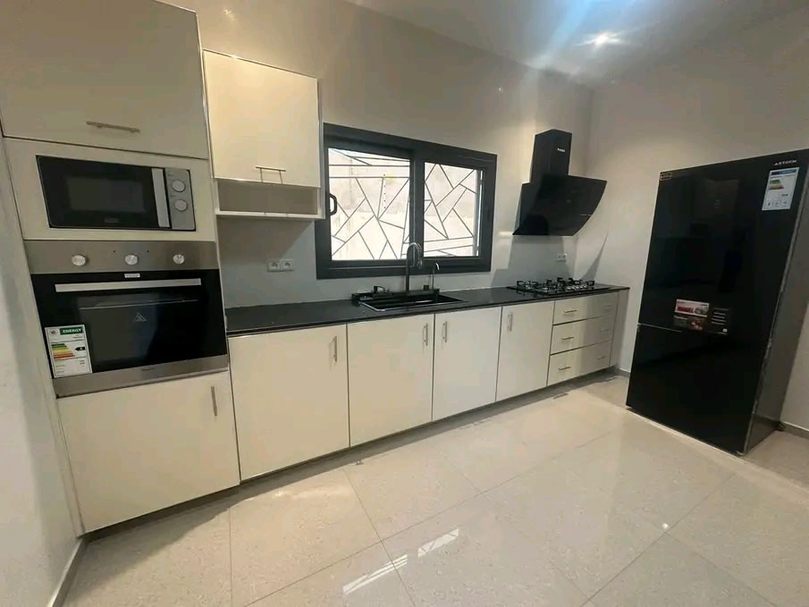 Belle Villa Neuve 600m² à Vendre Ngaparou - 4 Chambres + Piscine | Jardin + Garage | 150M FCFA — photo 4