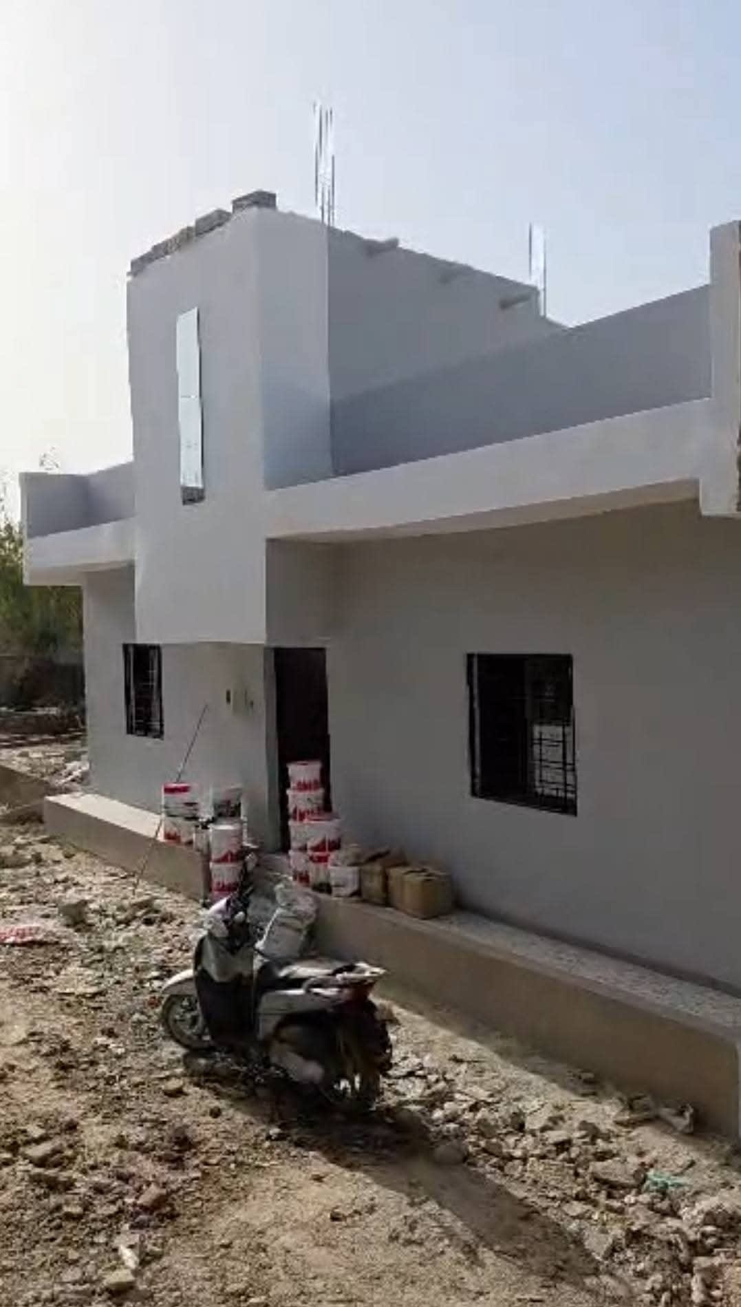 Villa Neuve RDC 150m² à Vendre – Tivaouane Peulh Cité Groupe Naby | 2 Chambres | Délibération | 30 Millions VMT