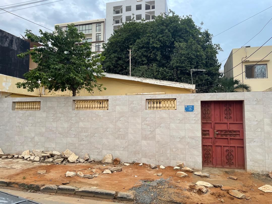Villa 312m² à Vendre – Liberté 5 Dakar | Titre Foncier | Vente Notaire | 250 Millions gb