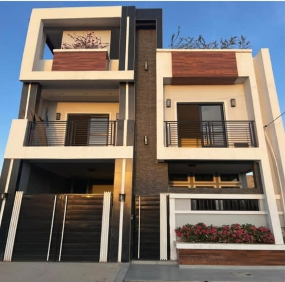 Villa Moderne Meublée 150m² à Vendre – Saly Route des Diamantines | Piscine + Sous-Sol + Terrasse | Bail | 130 Millions
