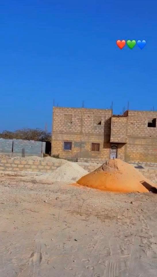 Terrain Angle 150m² à Vendre – Keur Ndiaye Lo | Zone en Construction | Délibération Double Signature | 4 Millions