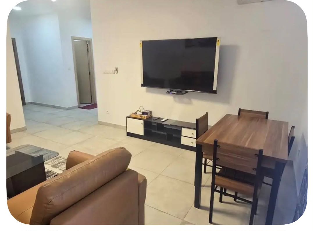 Appartement à louer Mermoz, Dakar – F3 meublé avec ascenseur - Image 2