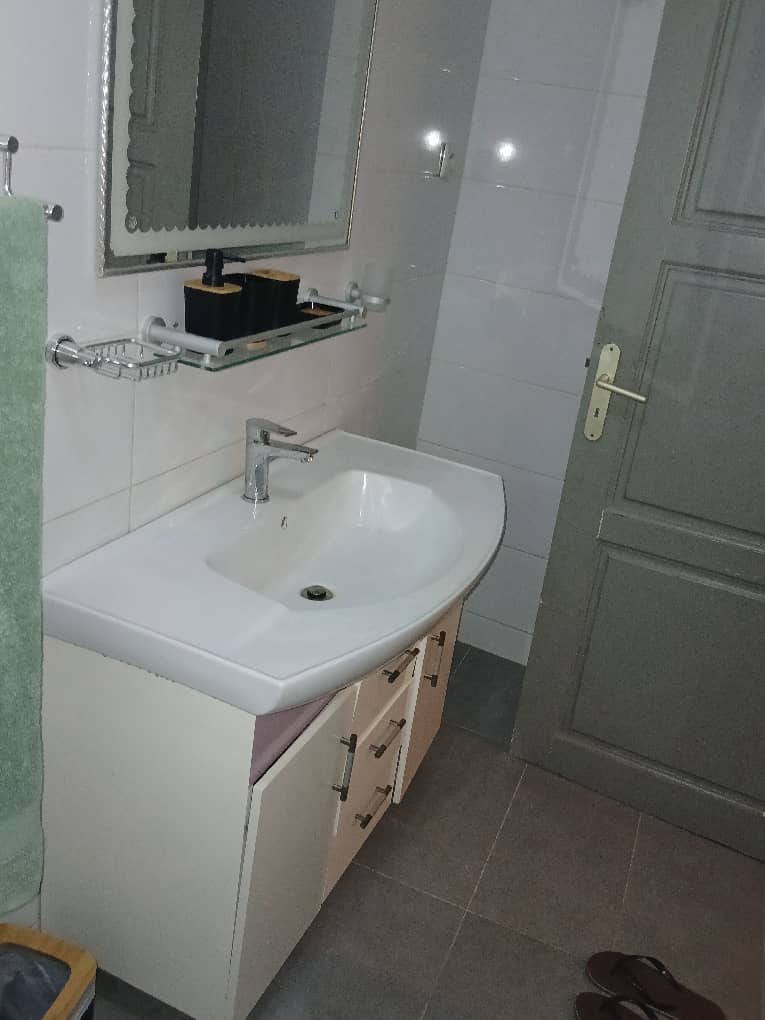 Appartement F3 à louer Almadies, Dakar – Entièrement meublé - Image 4