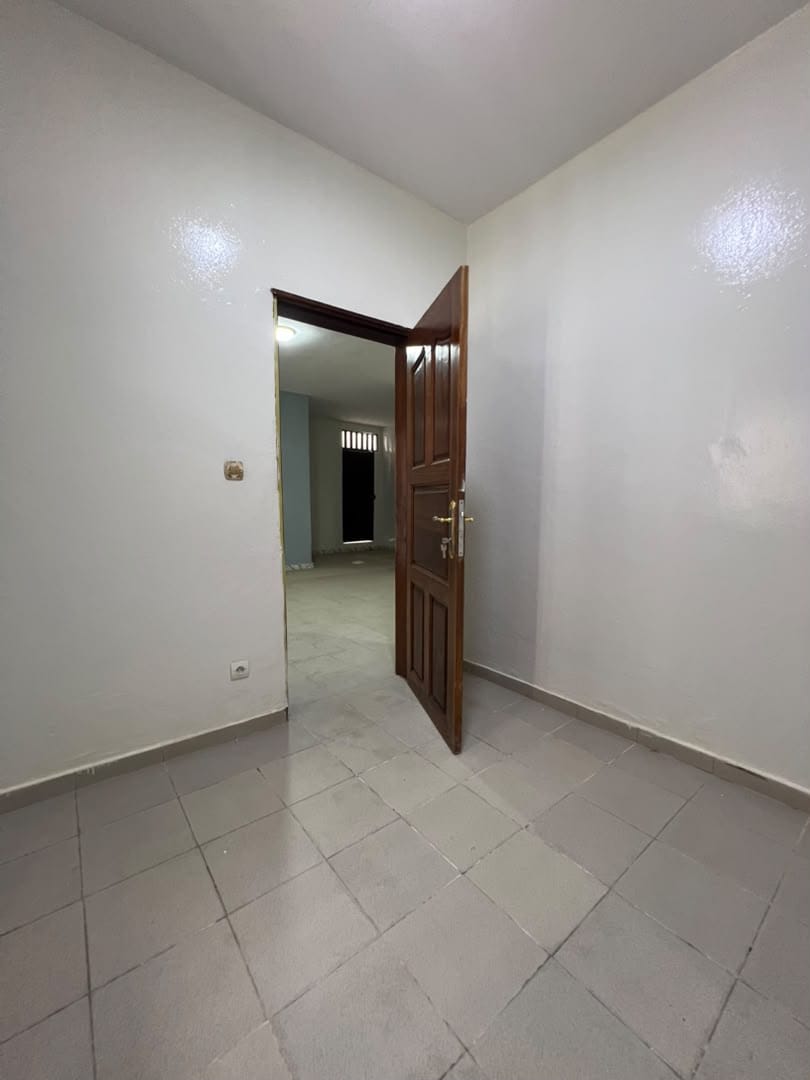Villa à louer aux Mamelles, Dakar – Spacieuse avec 4 chambres - Image 2