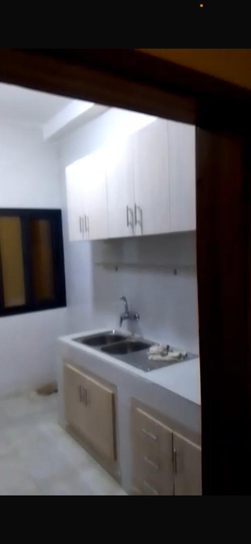 Studio chambre salon cuisine à liberté 6  - Miniature 4