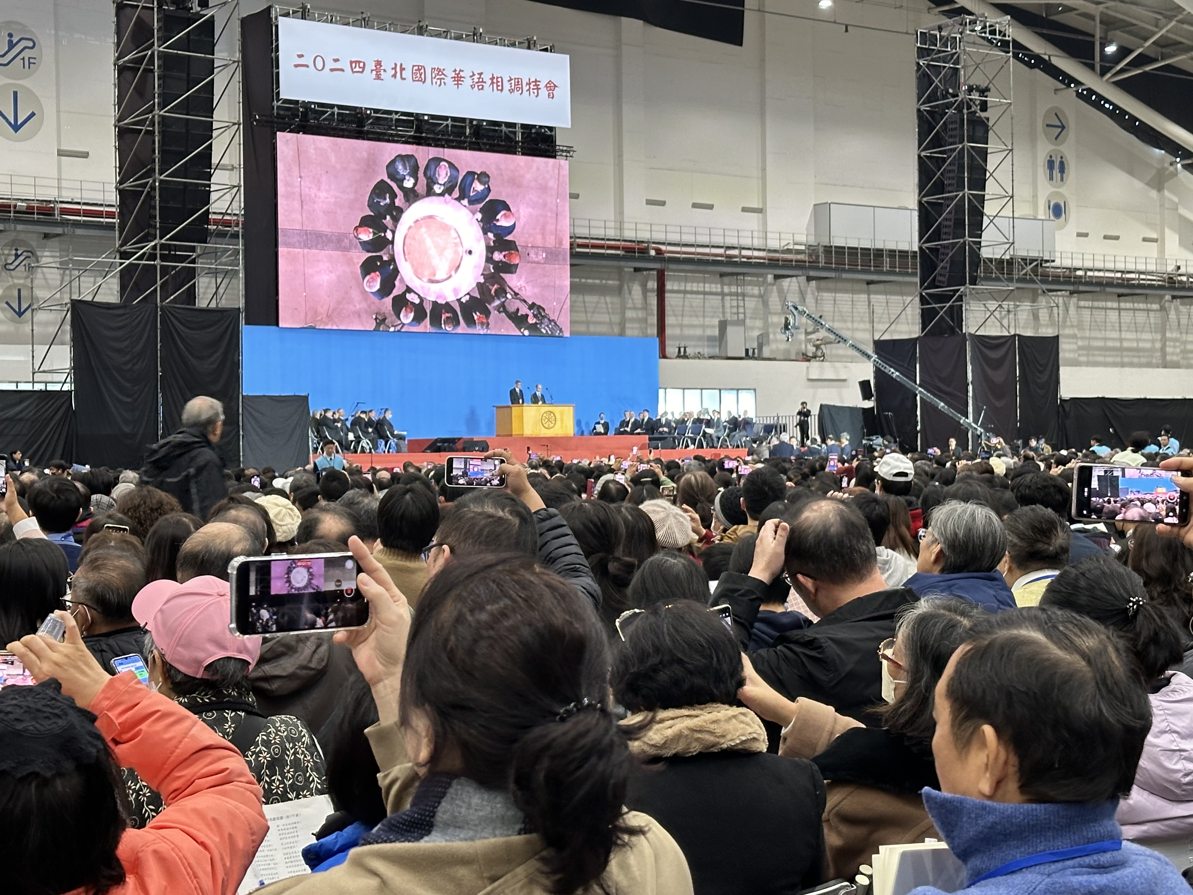 擘餅。(圖/汪純怡攝影)