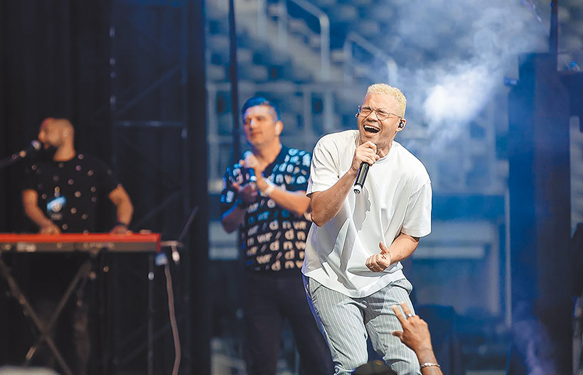 敬拜。（圖／翻攝自FB@Promise Keepers）