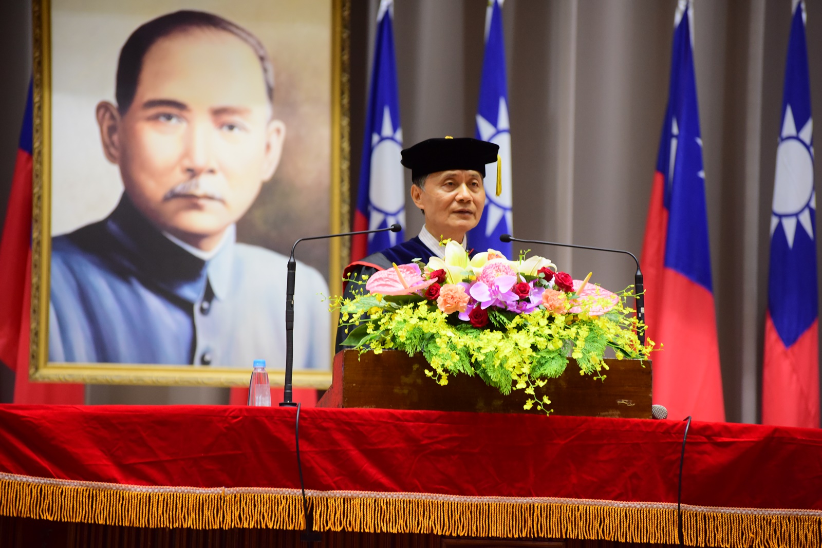 -中原大學校長李英明。(圖/中原大學提供)