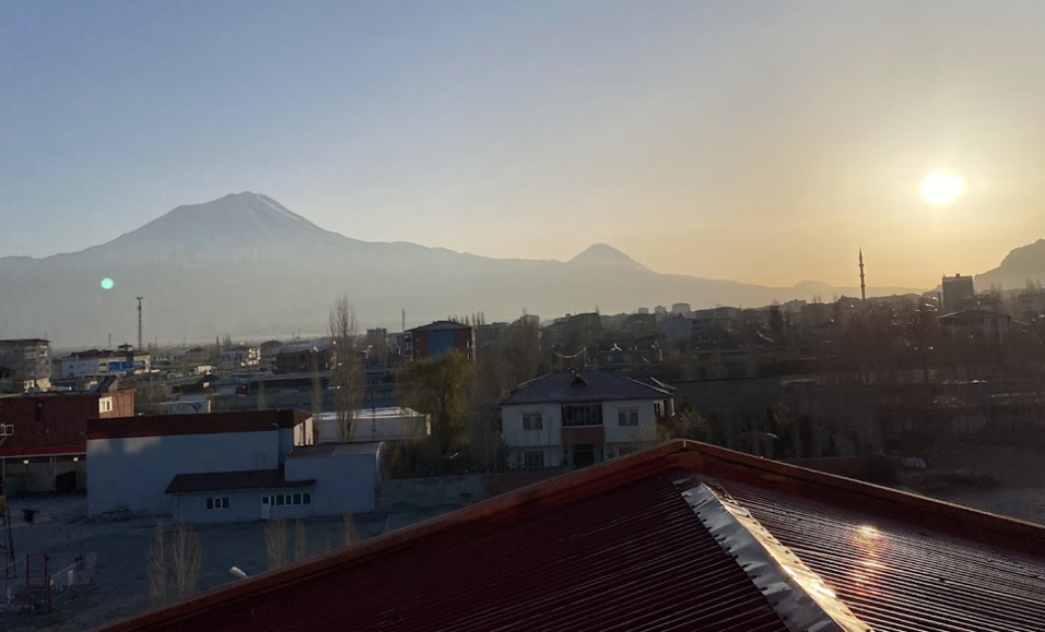 亞拉臘山的日出 Sunrise over Mt. Ararat