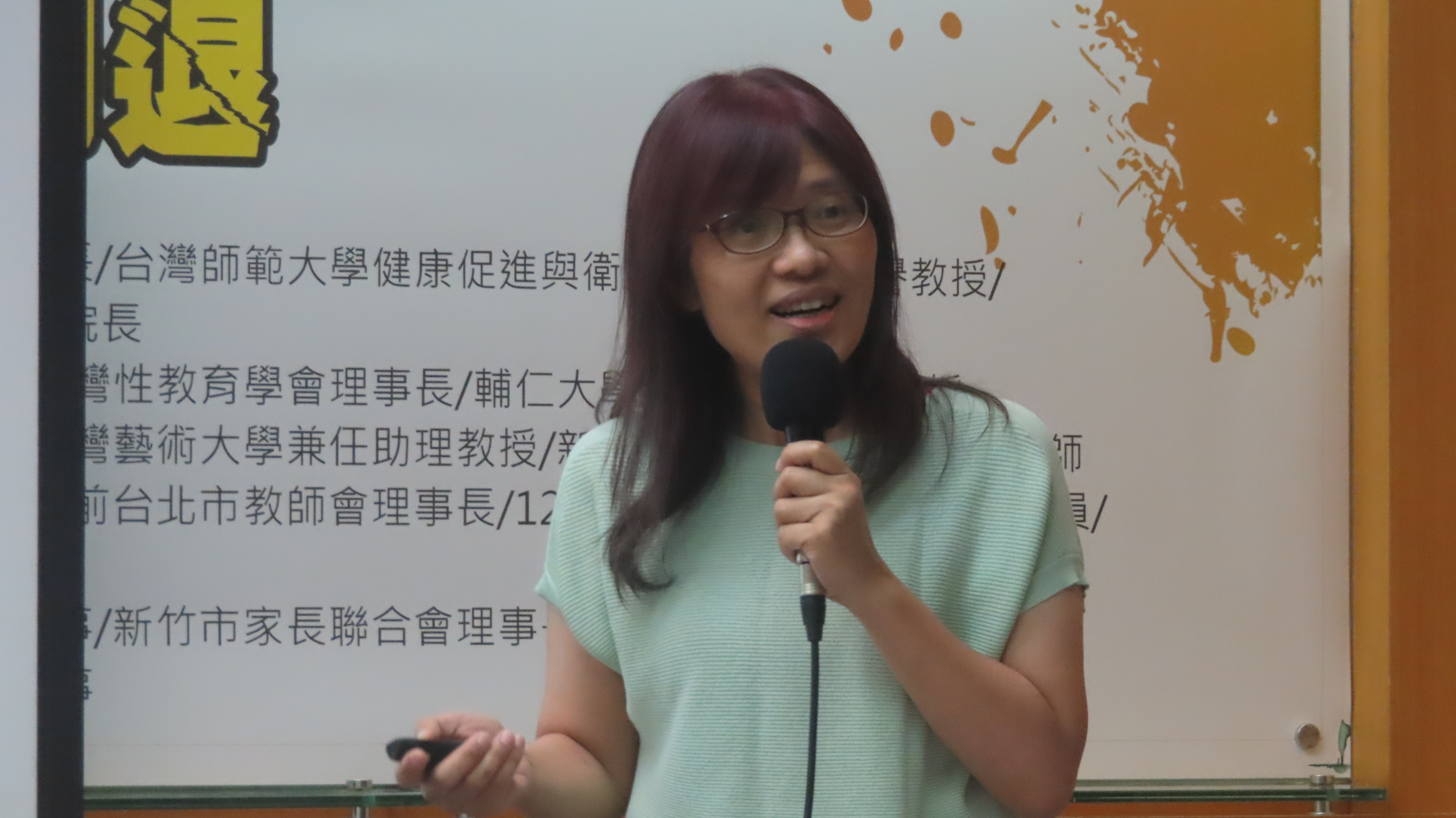 鄭其嘉副教授。(圖/梁敬彥攝影)