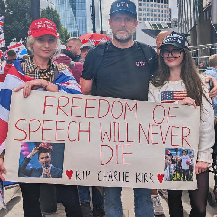 英國轉捩點舉辦祈禱活動。(翻攝自X@@TPointUK)