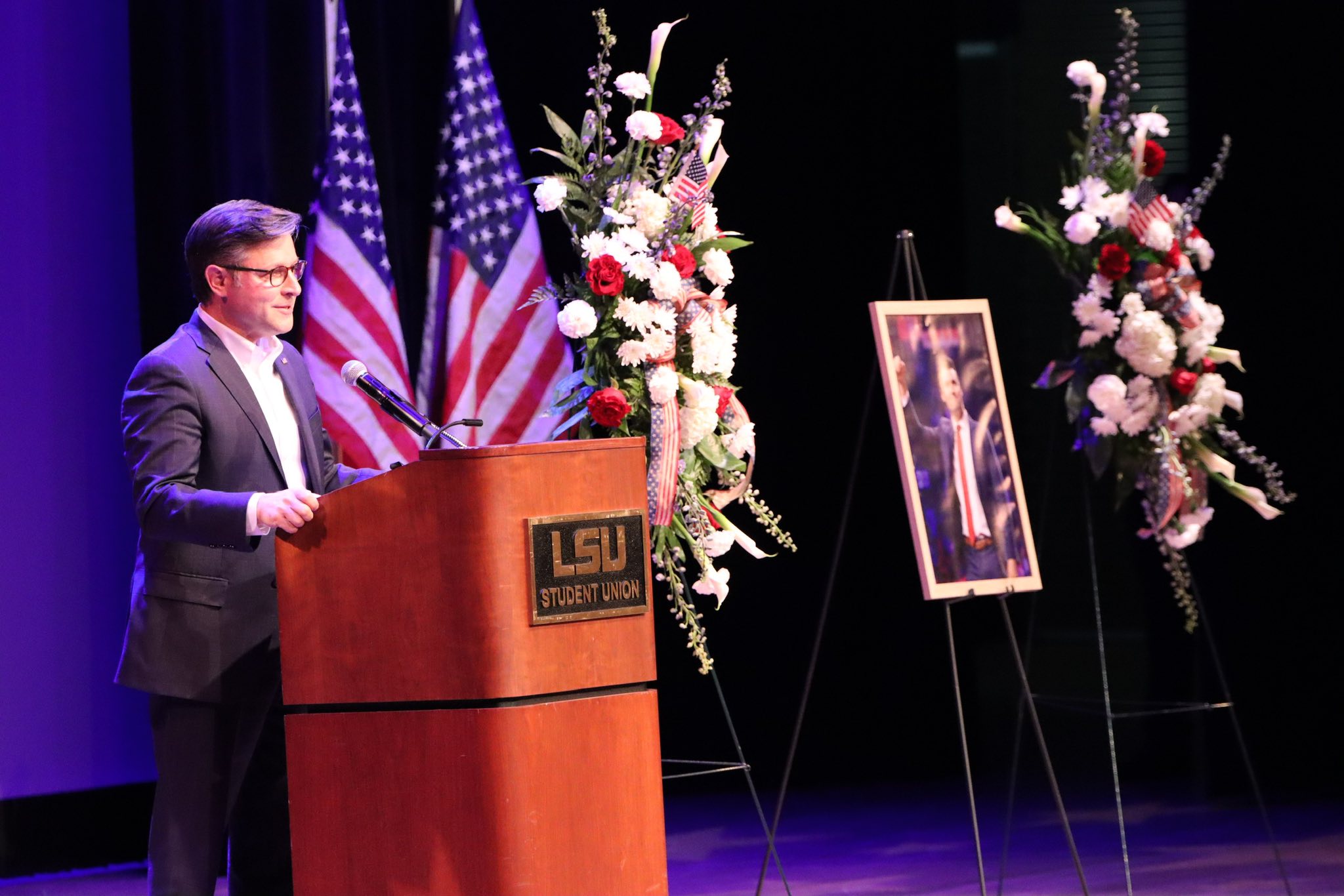 國會議長強生發表紀念演說。(翻攝自FB@Speaker Mike Johnson)