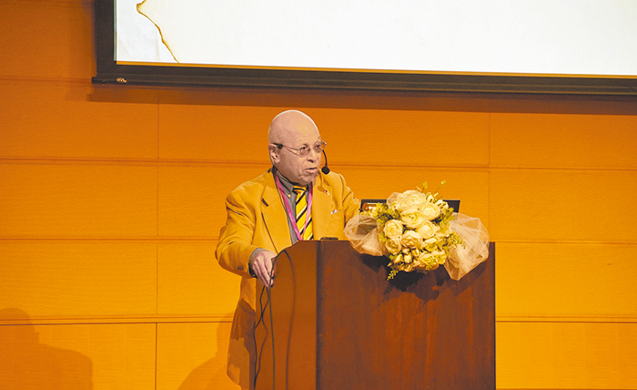 岩谷英昭前總裁。（圖／何俊良攝）