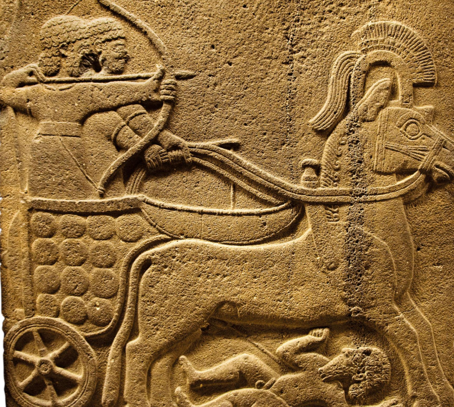 此浮雕出土於土耳其東南部加濟安泰普附近的 卡基米什（Karkamış）遺址，描繪戰車輾壓下敵人求饒的場景，生動展現赫梯帝國的軍事威勢。現藏於安卡拉 安納托利亞文明博物館（Museum of Anatolian Civilisations） 一樓大廳。