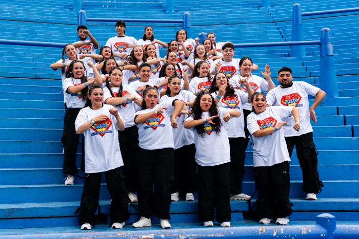 阿根廷敬拜團體表演。(翻攝自FB@Franklin Graham)