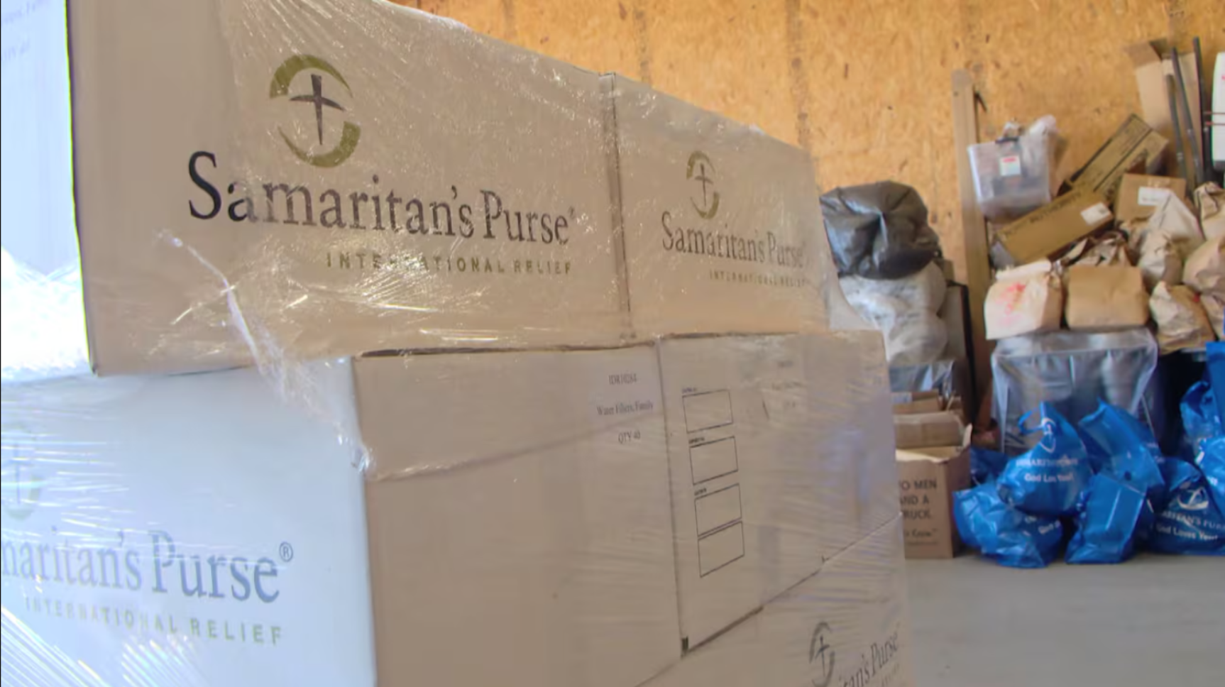 撒瑪利亞救援會以醫療專機運輸物資到災區。（翻攝自samaritanspurse.org）