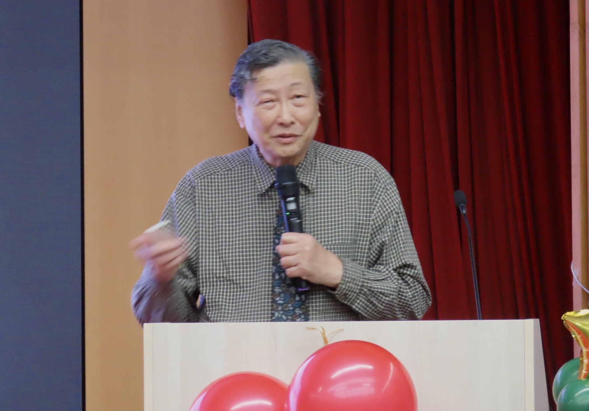 張南驥教授。(圖/李容珍攝影)