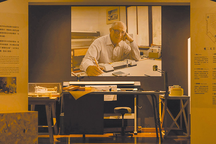 瑞士宣教士傅義修士和他的作品在史前館展出。(圖/國立史前博物館提供)