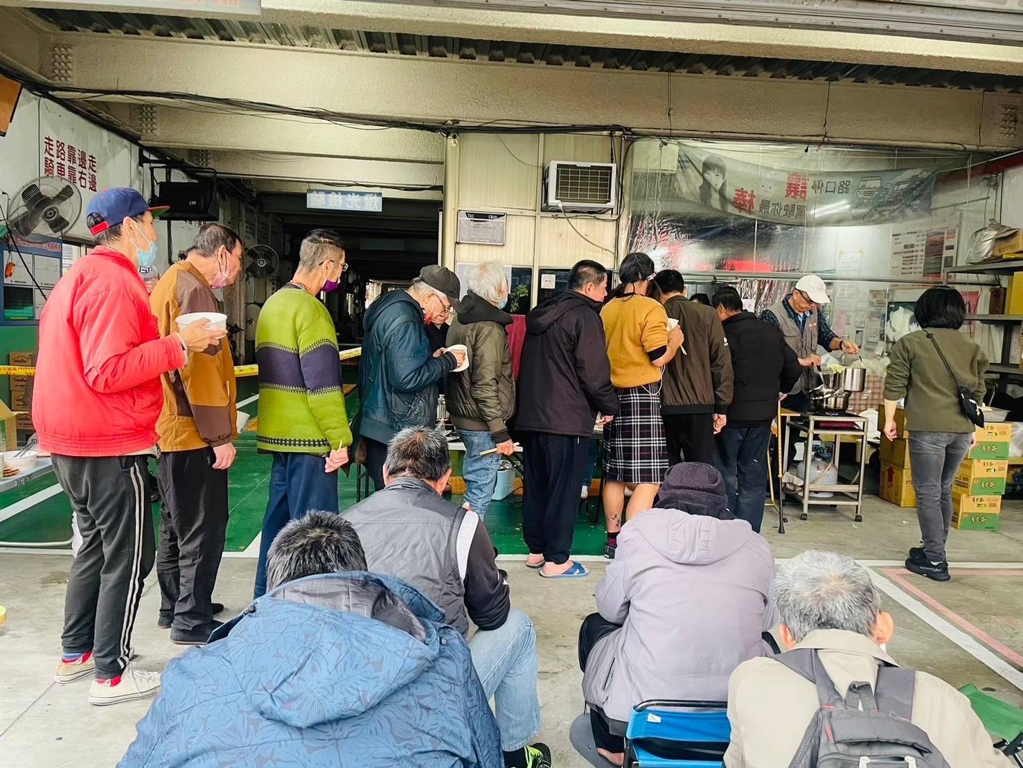 無家者去年的圍爐。(受訪者提供)