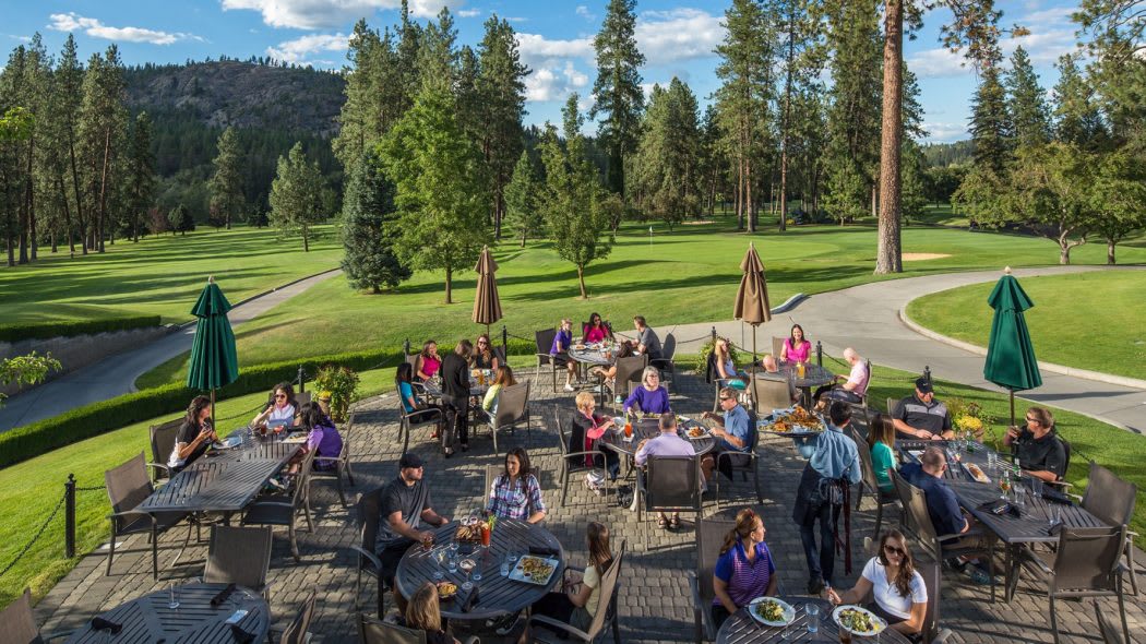 Kalispel Golf and Country Club Outdoor Dining