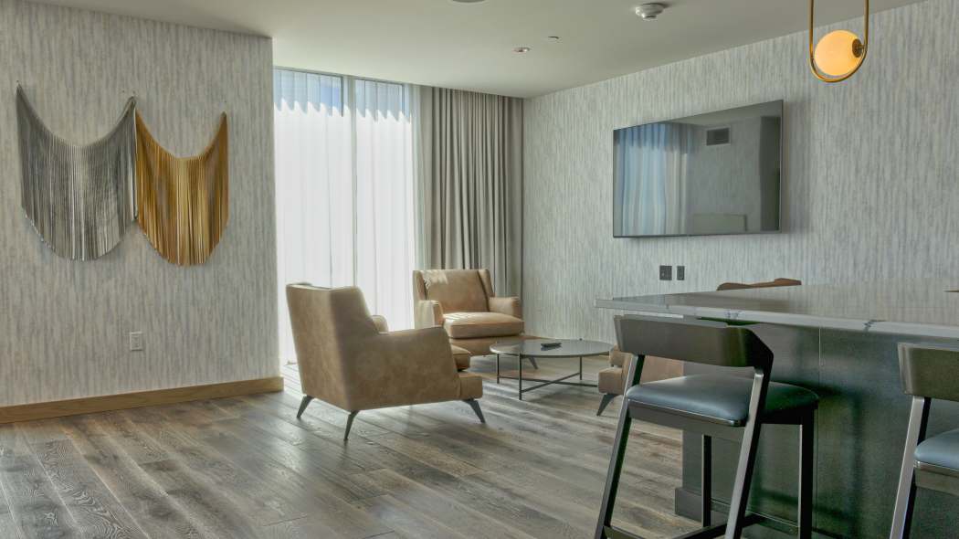 River Tower Legacy Suites