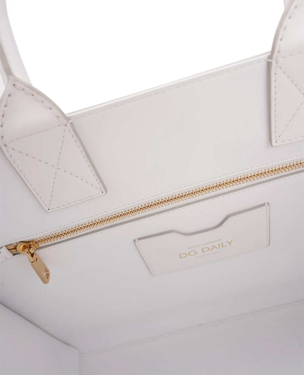 Кожаная сумка DG Daily Medium Dolce&Gabbana BB7277-AQ269, белый цвет • Купить в интернет-магазине Kameron