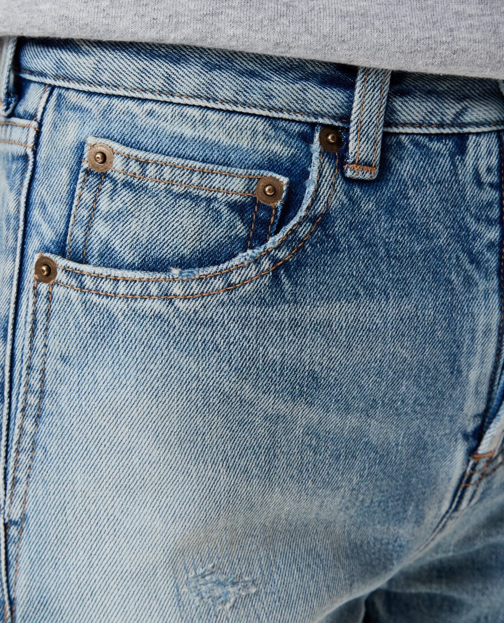 Джинсы Saint Laurent 644024-YM372, голубой цвет • Купить в интернет-магазине Kameron