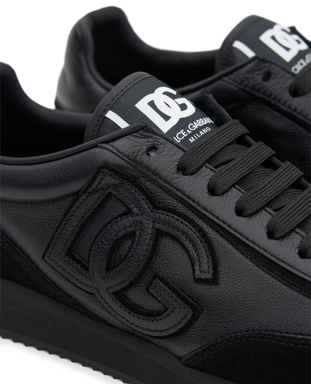 Кроссовки DG Cushion из телячьей кожи Dolce&Gabbana CS2288-A0124, черный цвет • Купить в интернет-магазине Kameron