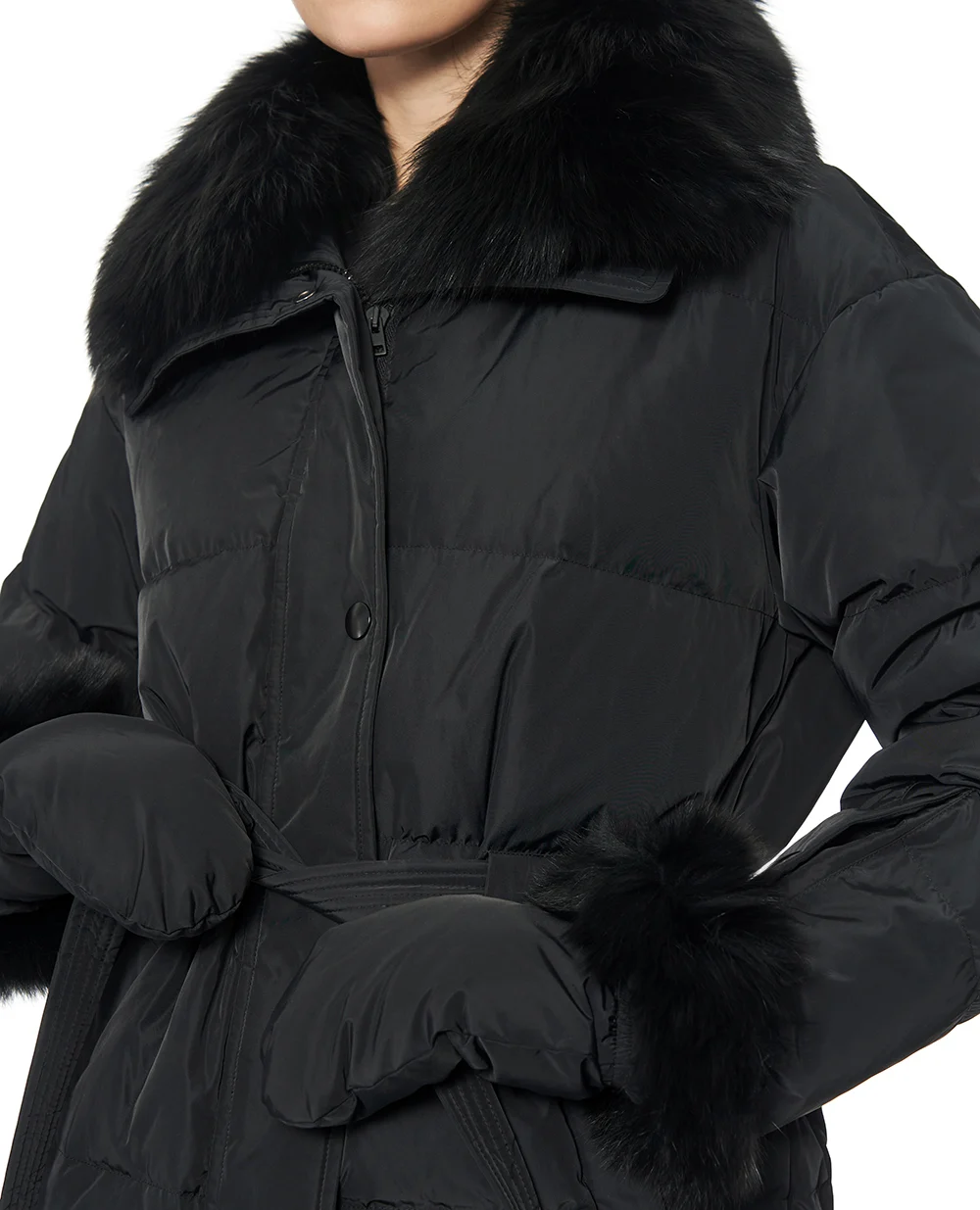 Куртка с варежками Yves Salomon 25WYV05572DOTM, черный цвет • Купить в интернет-магазине Kameron