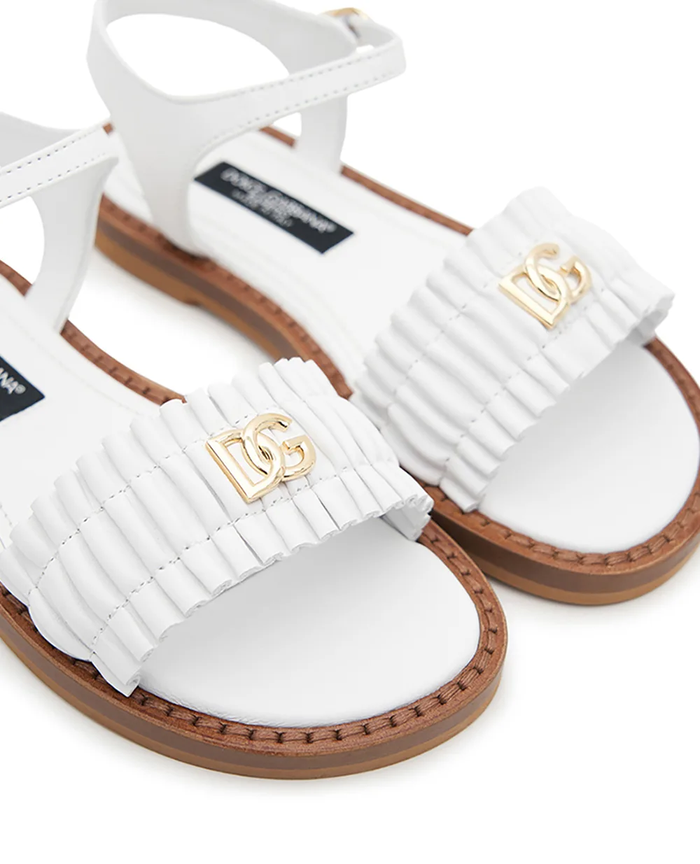 Детские босоножки из кожи ягненка Dolce&Gabbana Kids D11372-A1850-M, белый цвет • Купить в интернет-магазине Kameron