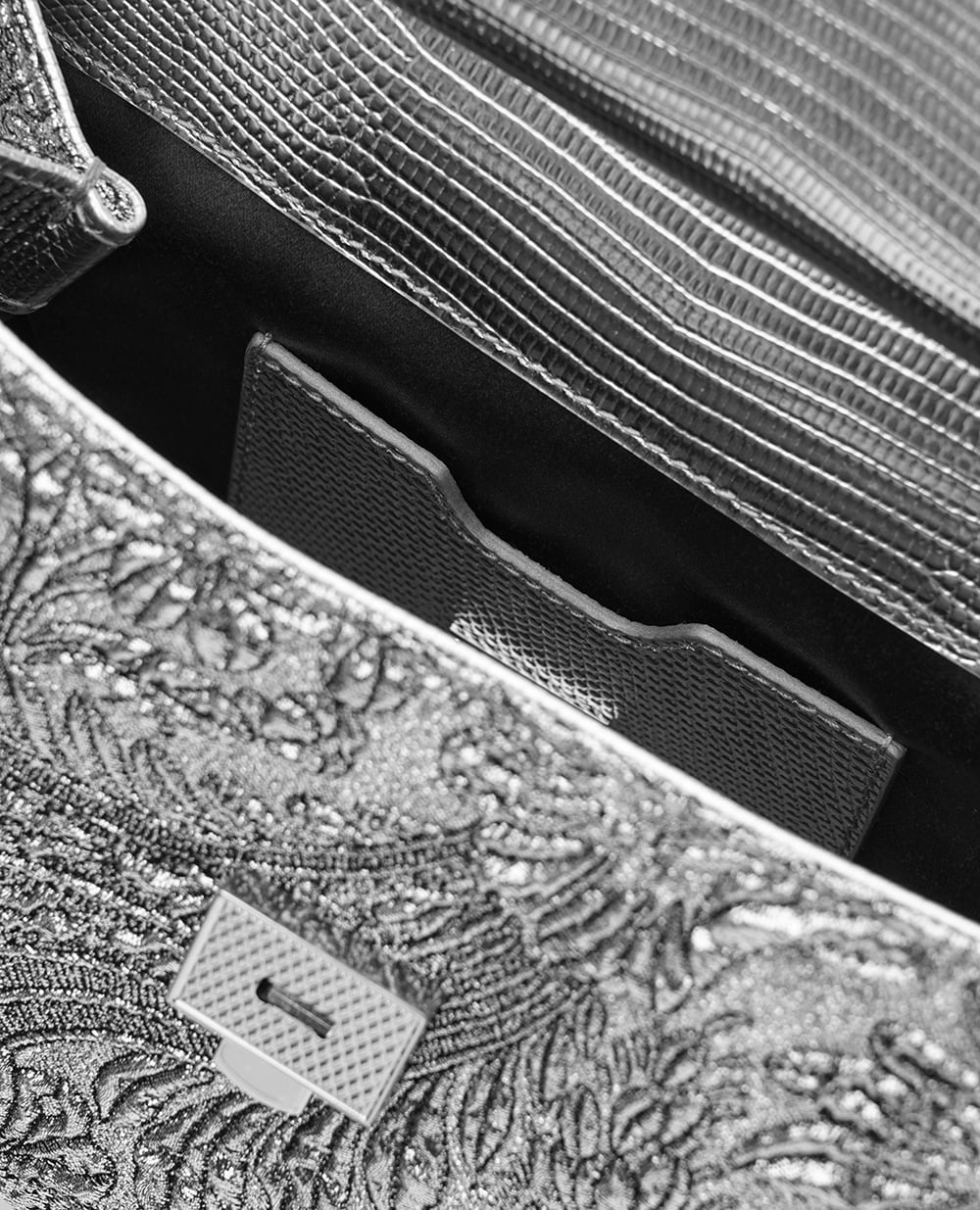 Сумка Sicily середнього розміру з парчі Dolce&Gabbana BB6003-BR817, срібний колір • Купити в інтернет-магазині Kameron