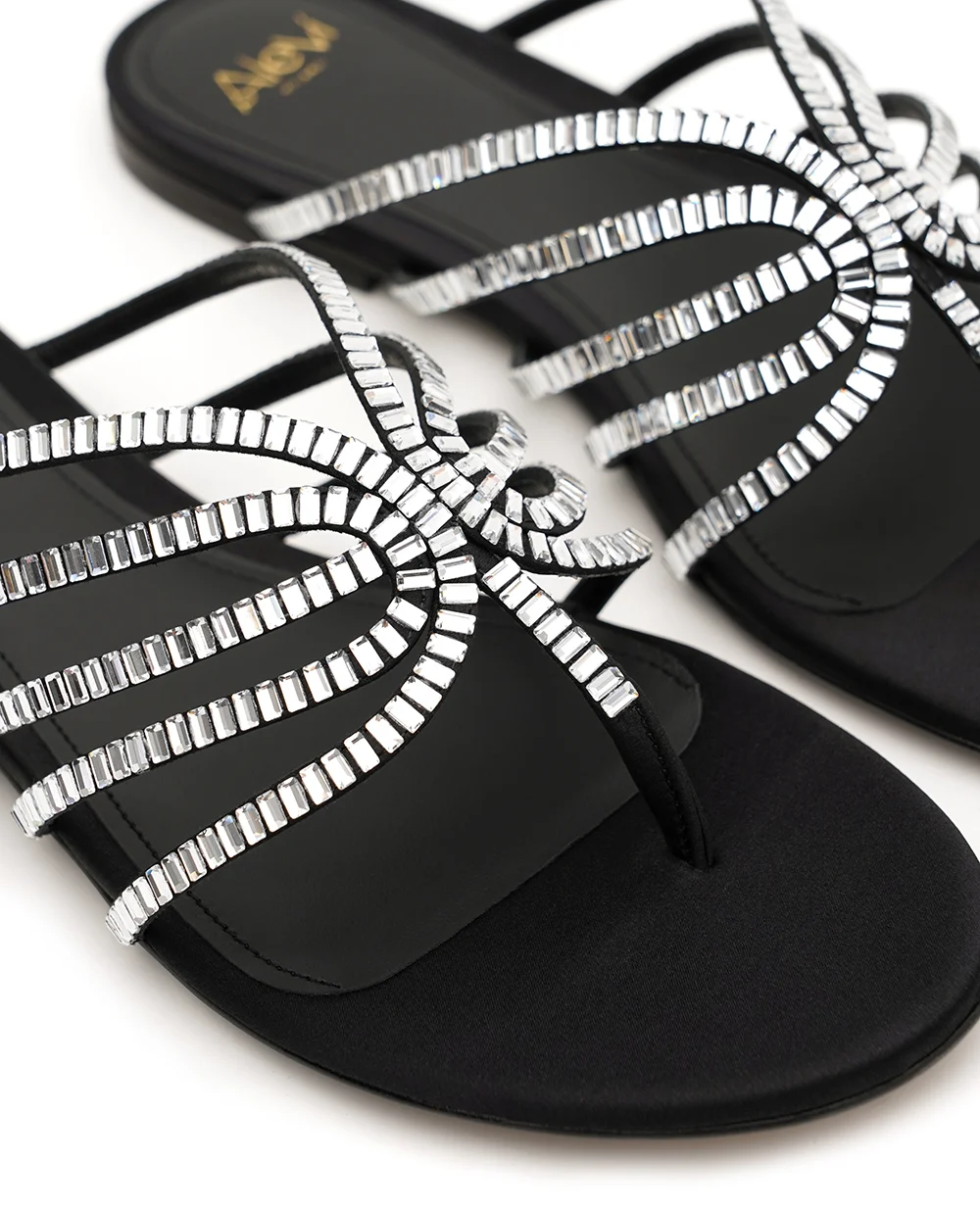 Шлепанцы с кристаллами из шёлка Alevi L26SD009.5.0222997, черный цвет • Купить в интернет-магазине Kameron