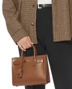 Saint Laurent Шкіряна сумка Sac de Jour - Артикул: 392035-02G9W