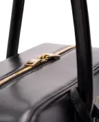 Saint Laurent Сумка Sac De Jour Bauletto зі шкіри - Артикул: 832383-0SX0W