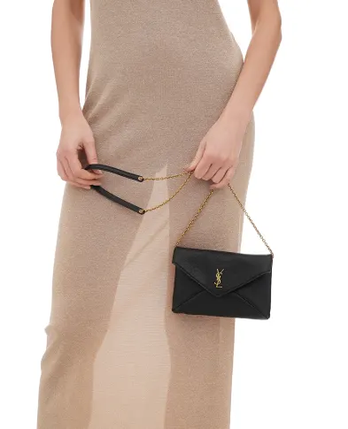 Saint Laurent Шкіряна сумка Cassandre Chain Pouch - Артикул: 819271-AACYT
