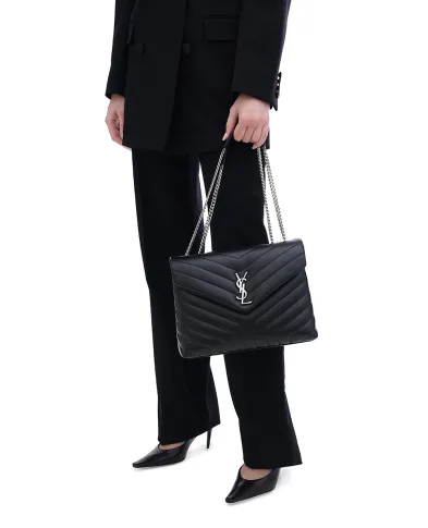 Saint Laurent Кожаная сумка Loulou Medium - Артикул: 574946-DV726