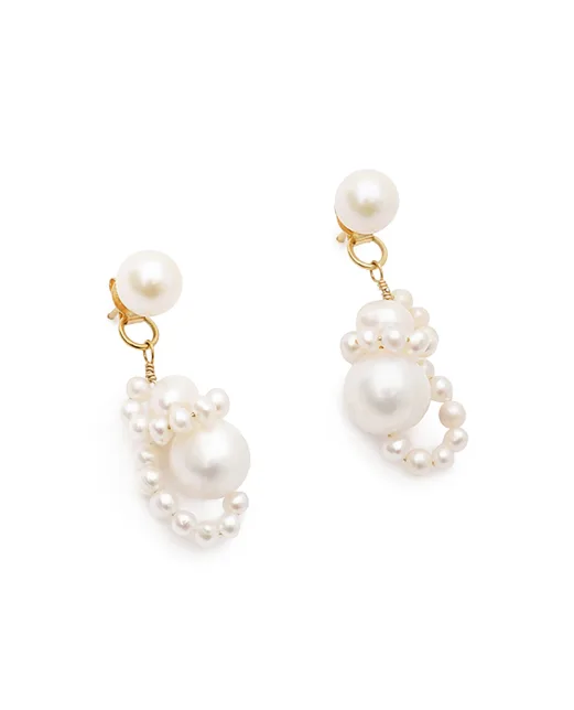 Completedworks Сережки з перлів та переробленого золота з позолотою - Артикул: P213