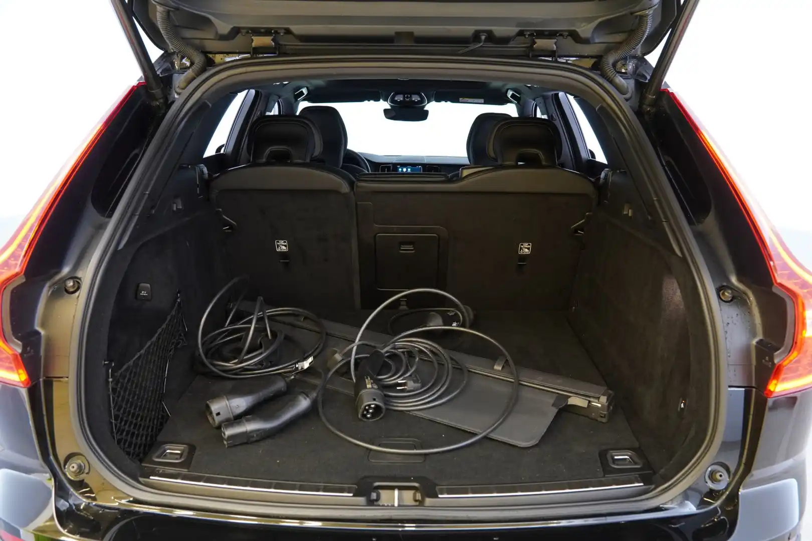 Myydään Volvo XC60 2022 - ZOA-988 | Kamux